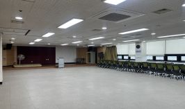 음봉산동 종합사회복지관 강당
